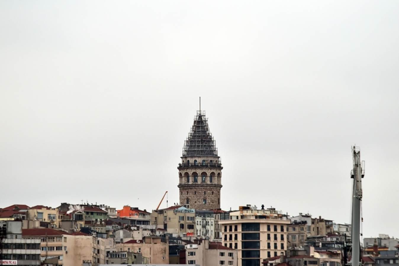 121835427-galatakulesi2