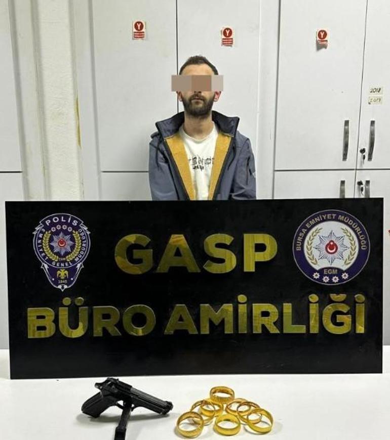 657010f086b2470188887fda Kuyumcuyu soydu, 24 saat geçmeden yakalandı