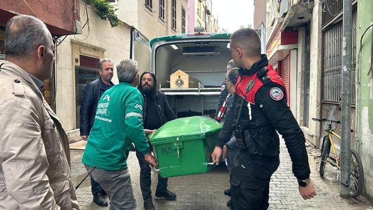 Mersinde dehşet Kız arkadaşını, annesinin gözü önünde öldürdü