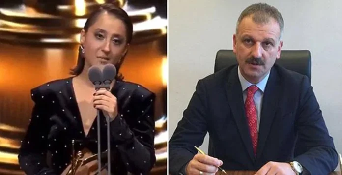 Cumhurbaşkanı Başdanışmanı Oktay Saral, Altın Kelebek ödül törenindeki oyuncu Ecem Erkek'i eleştirdi