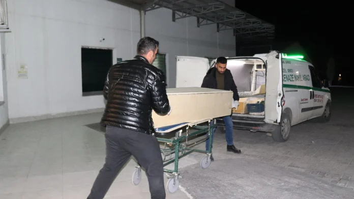 Denizli'de yaya geçişi sırasında otomobilin çarptığı kişi hayatını kaybetti