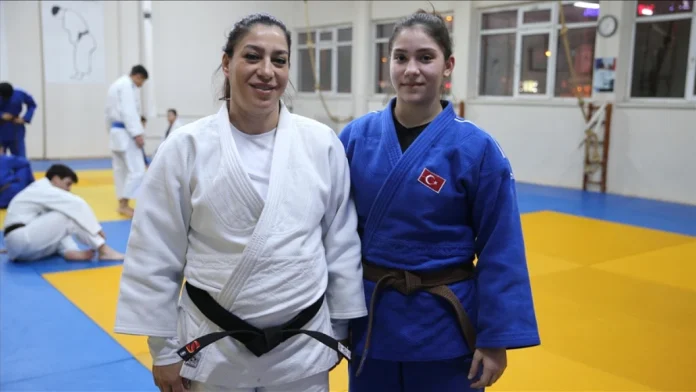 Şampiyon Annenin İzinde: Minel Tepe'nin Judo Yolculuğu