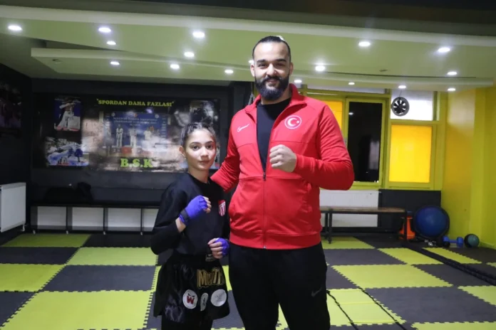Kayseri'de babasının desteğiyle şampiyonluk geldi