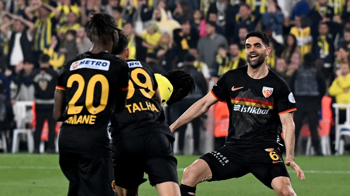 Süper Lig’de Düşme Hattında Nefes Kesen Yarış