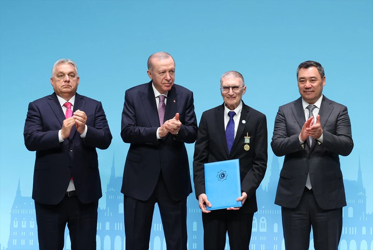 Aziz Sancar’a Türk Dünyasından Onur Takdiri