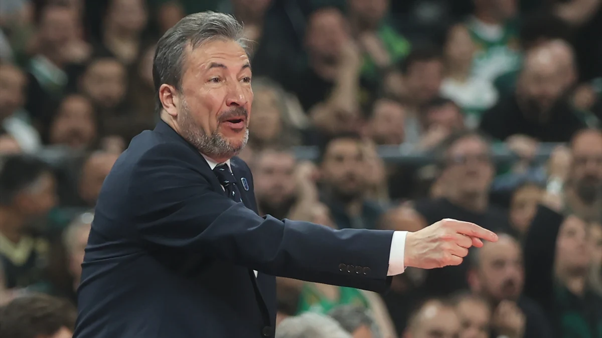 Luca Banchi: Hedefimiz Seriyi Beşinci Maça Taşımak