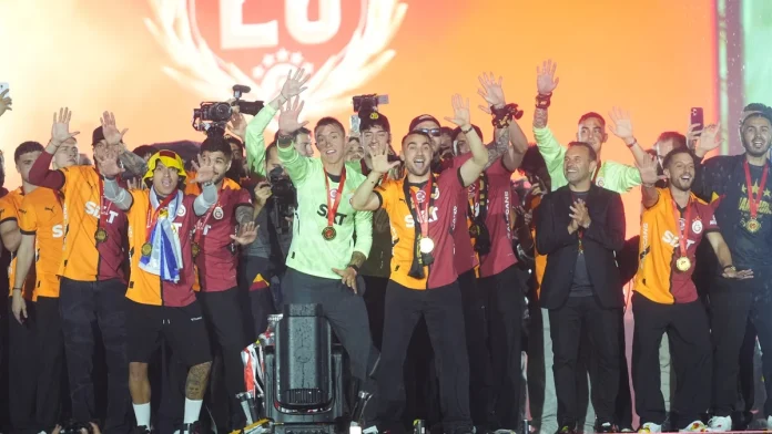 Galatasaray 8 Günde 300 Milyon TL Gelir Elde Etti