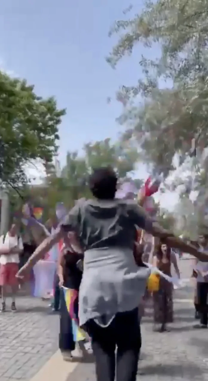 ODTÜ'de bu kez LGBT+ destek yürüyüşü düzenlendi