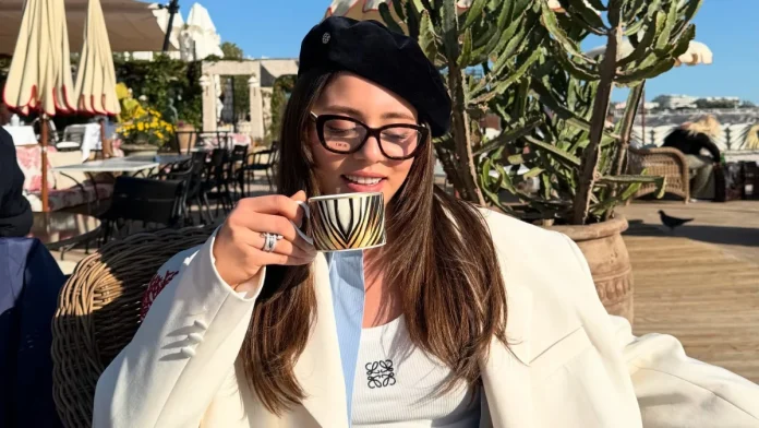 Sıla Türkoğlu Cannes'da! Paylaşımlarına ilgi büyük