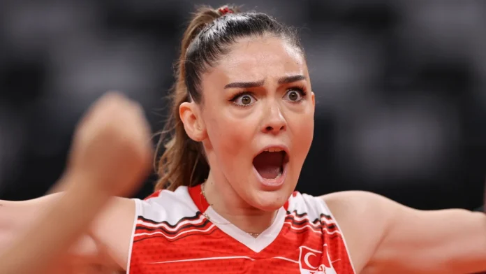 Zehra Güneş’in Davet Stili Göz Kamaştırdı