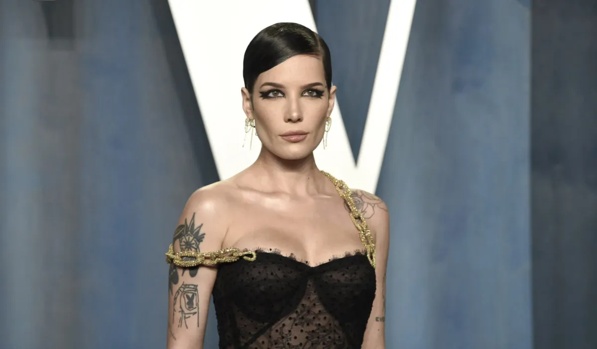 Halsey'den İstanbul konseri öncesi Türk hayranlarına mesaj