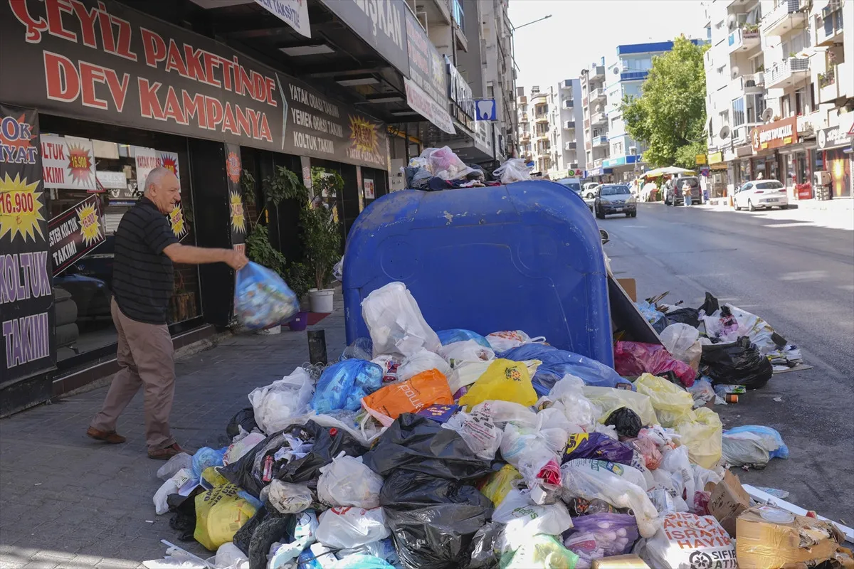 CHP’li Buca’da Grev Krizi: İşten Çıkarmalar Başladı