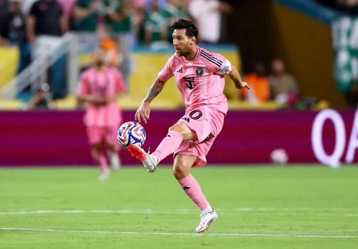 Tribünden Messi’ye Sürpriz Evlilik Teklifi Yapıldı