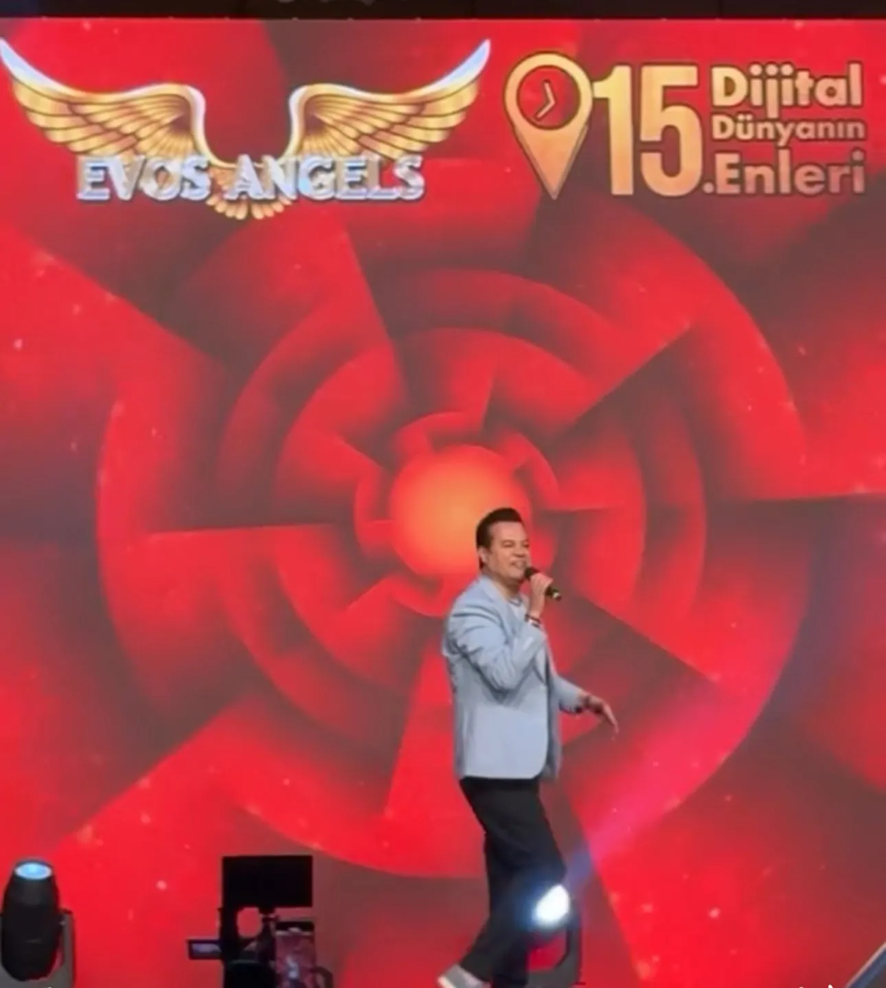 Göktürk’e Ulusal Arenada Büyük Onur