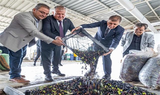 sezonun-ilk-zeytinyagi-baskan-tugaydan-gMhiLQpb.jpg