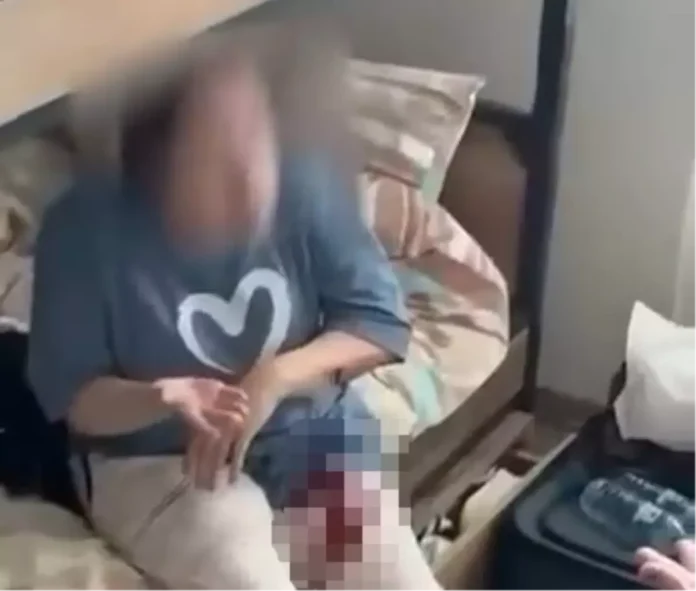 avcilar-da-ogrenci-yurdunda-cikan-bicakli-kav-19207529_amp